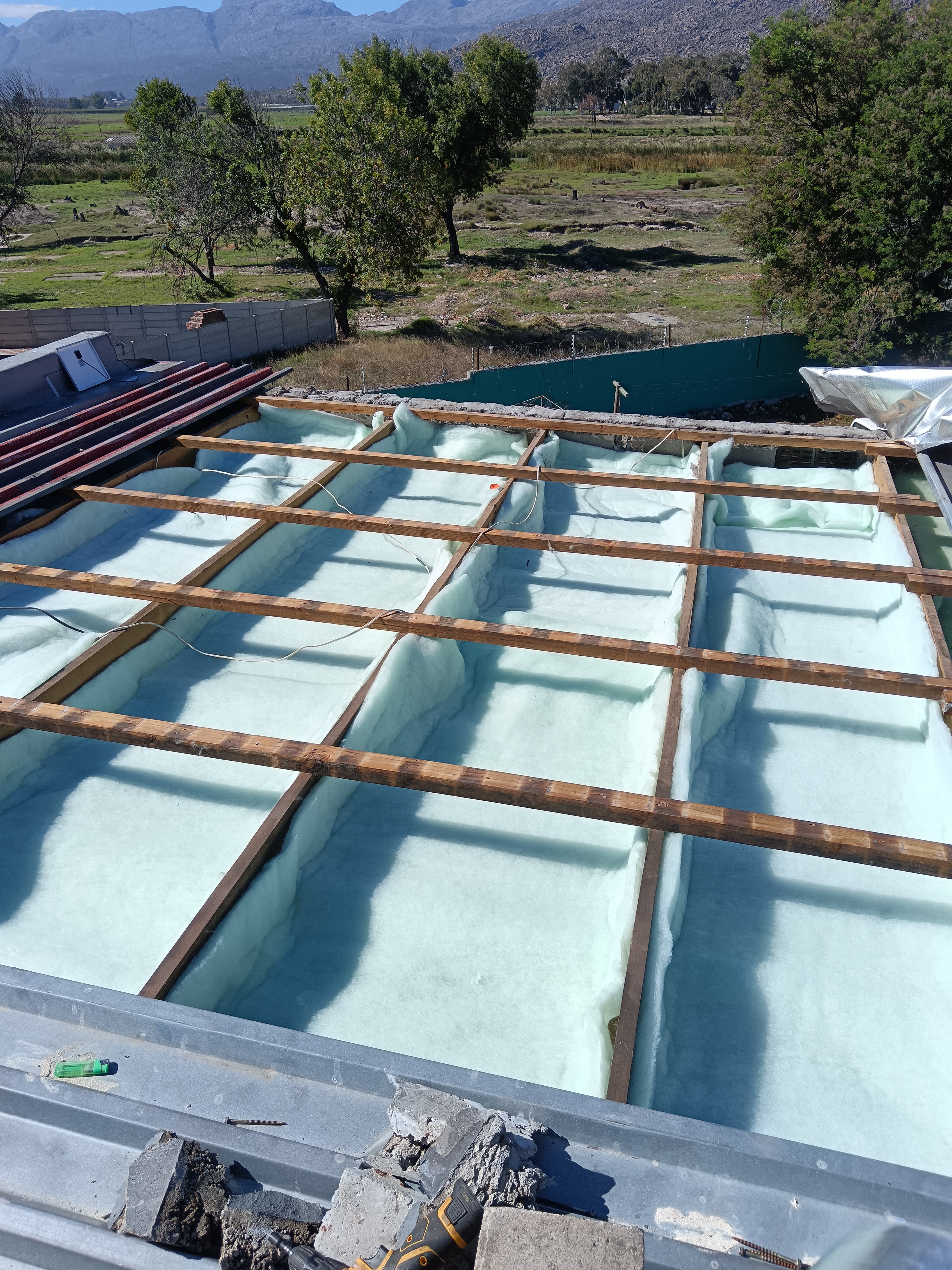 Installed areolight and isoterm 